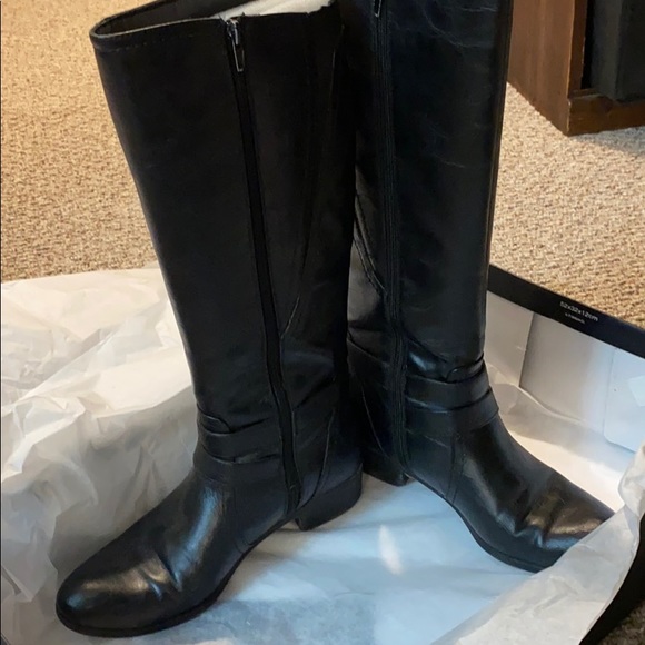 Black Riding Boots - Picture 2 of 3